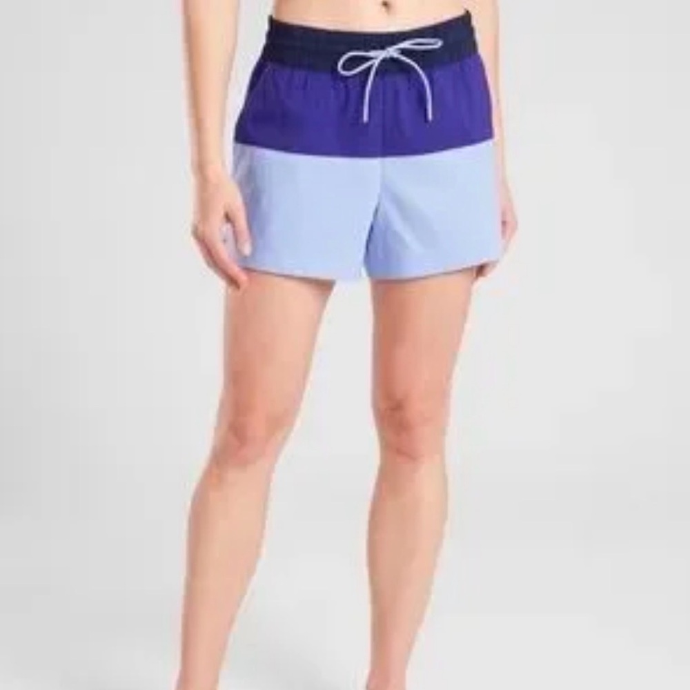 Athleta Two-Tone Navy and Light Blue Running Shorts